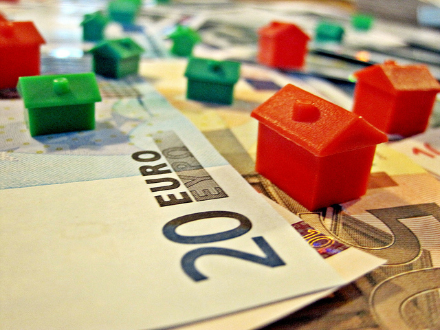 Monopolyhäuser und Geld